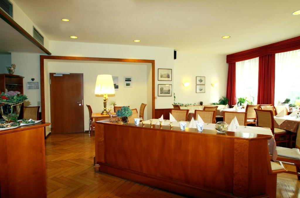 Hotel Goldener Hirsch Friedrichshafen Exterior photo
